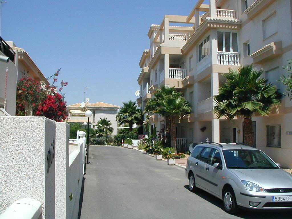 Spanish Sunshine Retreat Apartment Playa Flamenca Phòng bức ảnh